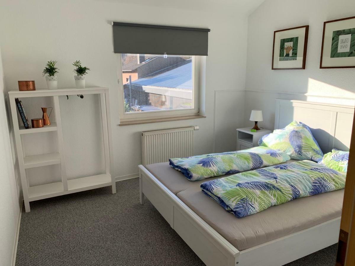 Ferienwohnung Bluetenstadt Ляйхлінген Екстер'єр фото