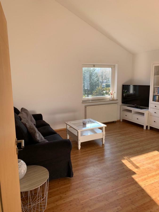 Ferienwohnung Bluetenstadt Ляйхлінген Екстер'єр фото